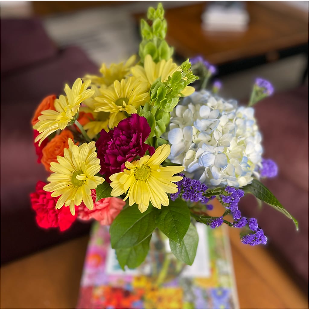 Summer Spectra - A Florist Original – CARLOS BLOOMS & EVENTS, Garnerville NY