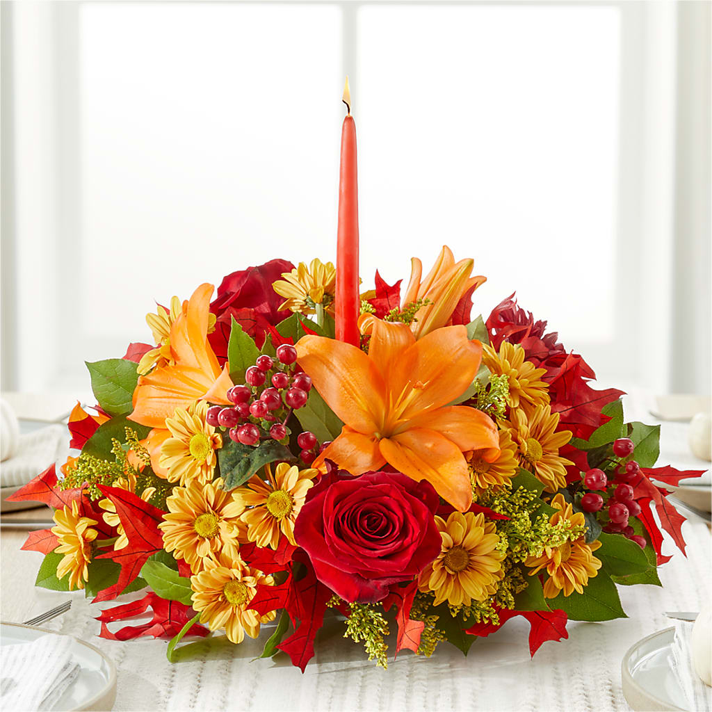 Autumn's Embrace Centerpiece – CARLOS BLOOMS & EVENTS, Garnerville NY