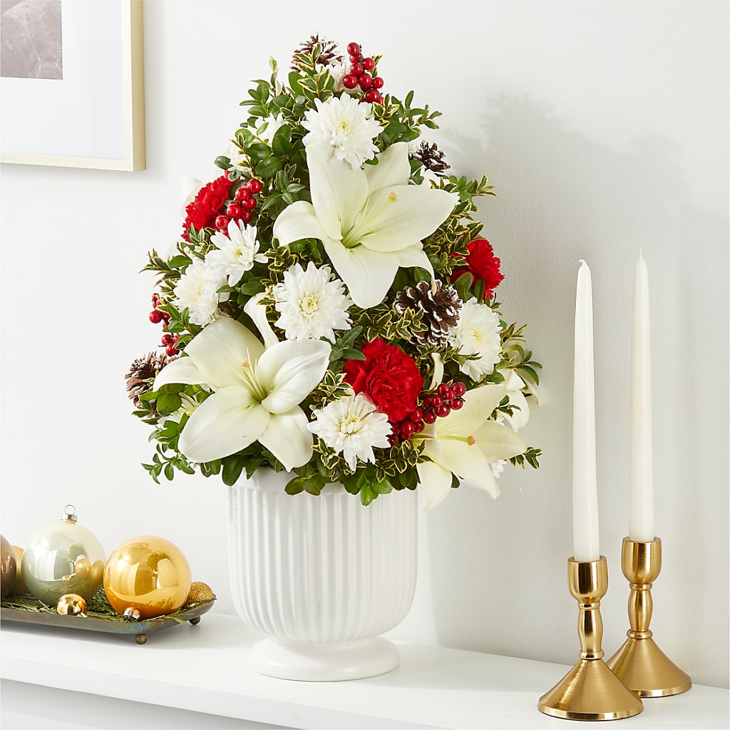Festive Moments Tree – CARLOS BLOOMS & EVENTS, Garnerville NY