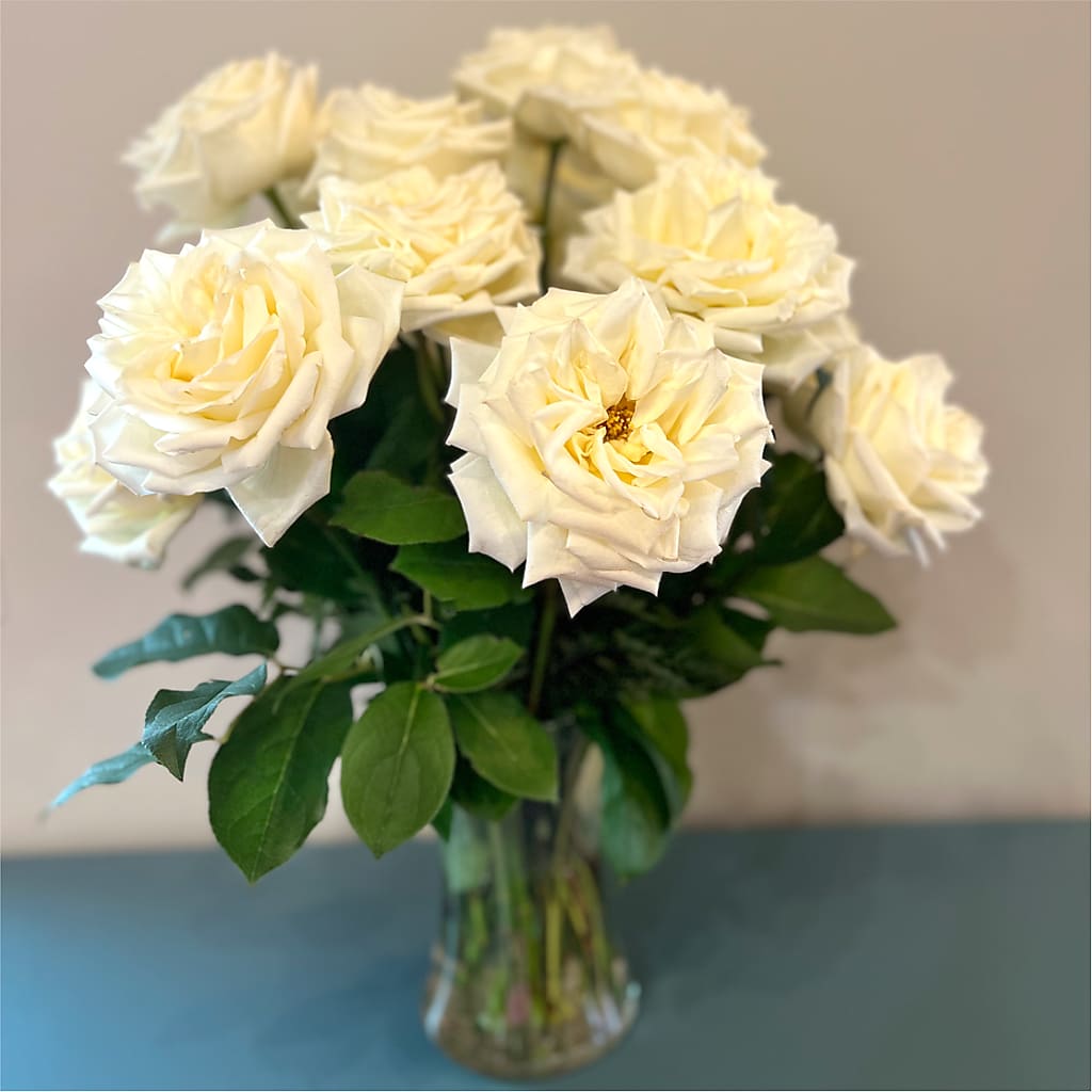 Long Stem Yellow Rose Bouquet – CARLOS BLOOMS & EVENTS, Garnerville NY