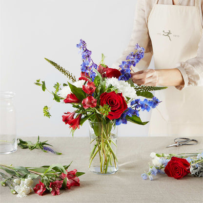 Star Spangled - A Florist Original – CARLOS BLOOMS & EVENTS, Garnerville NY