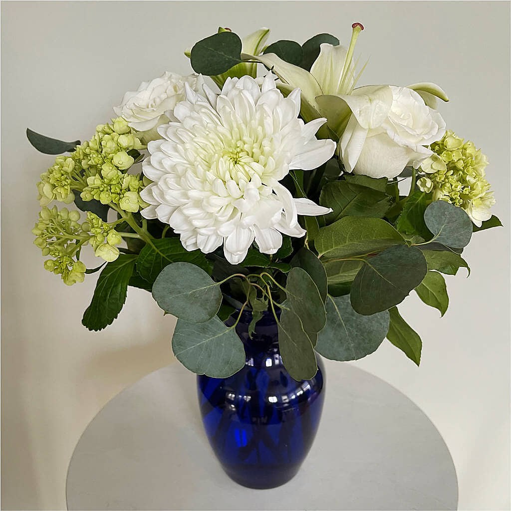 Snowy Dreams Bouquet – CARLOS BLOOMS & EVENTS, Garnerville NY