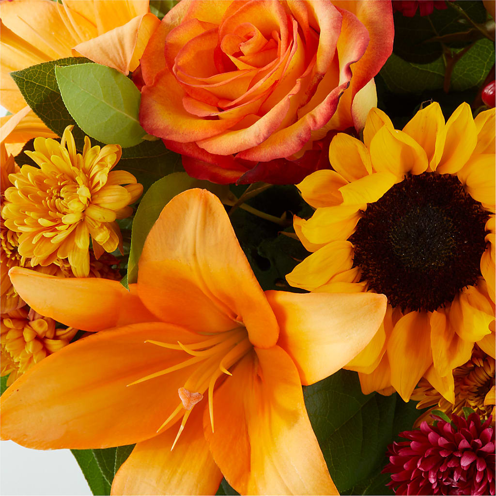 Grateful Centerpiece – CARLOS BLOOMS & EVENTS, Garnerville NY