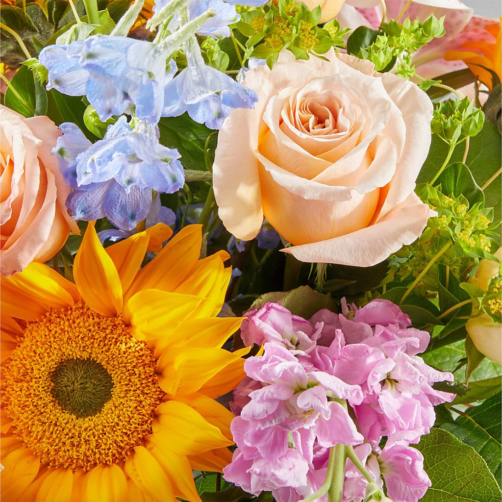Dreamy Meadows Bouquet – CARLOS BLOOMS & EVENTS, Garnerville NY