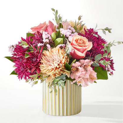 Berry Cobbler Bouquet with Ivory Vase – CARLOS BLOOMS & EVENTS, Garnerville NY