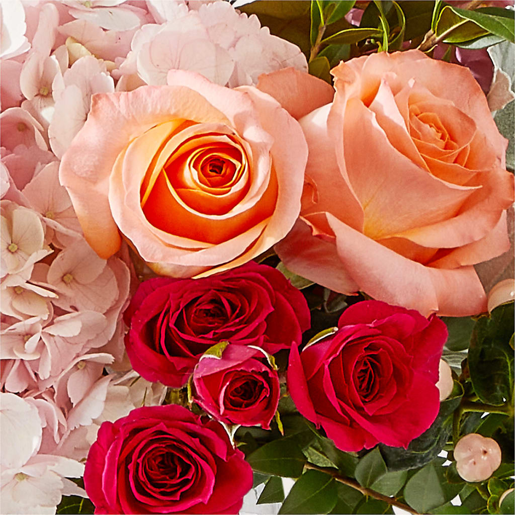 Glitz & Glam Bouquet – CARLOS BLOOMS & EVENTS, Garnerville NY