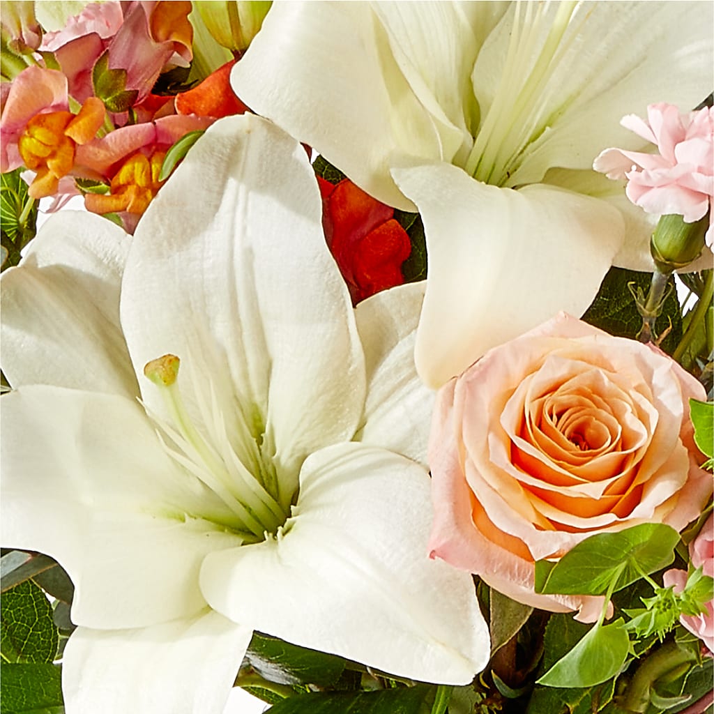 Grapefruit Splash Bouquet – CARLOS BLOOMS & EVENTS, Garnerville NY