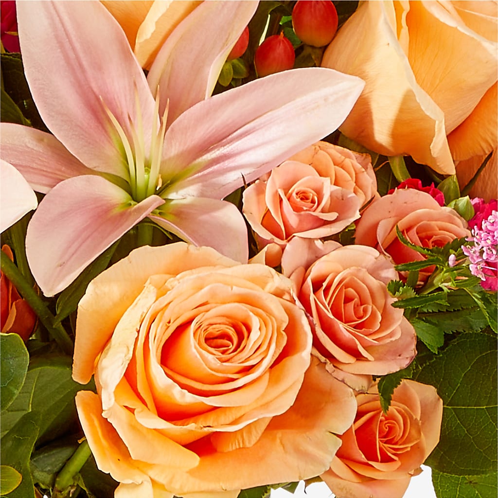 Bisous Bouquet – CARLOS BLOOMS & EVENTS, Garnerville NY