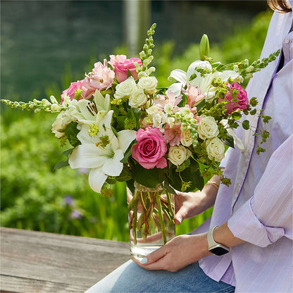 Fondly Bouquet – CARLOS BLOOMS & EVENTS, Garnerville NY