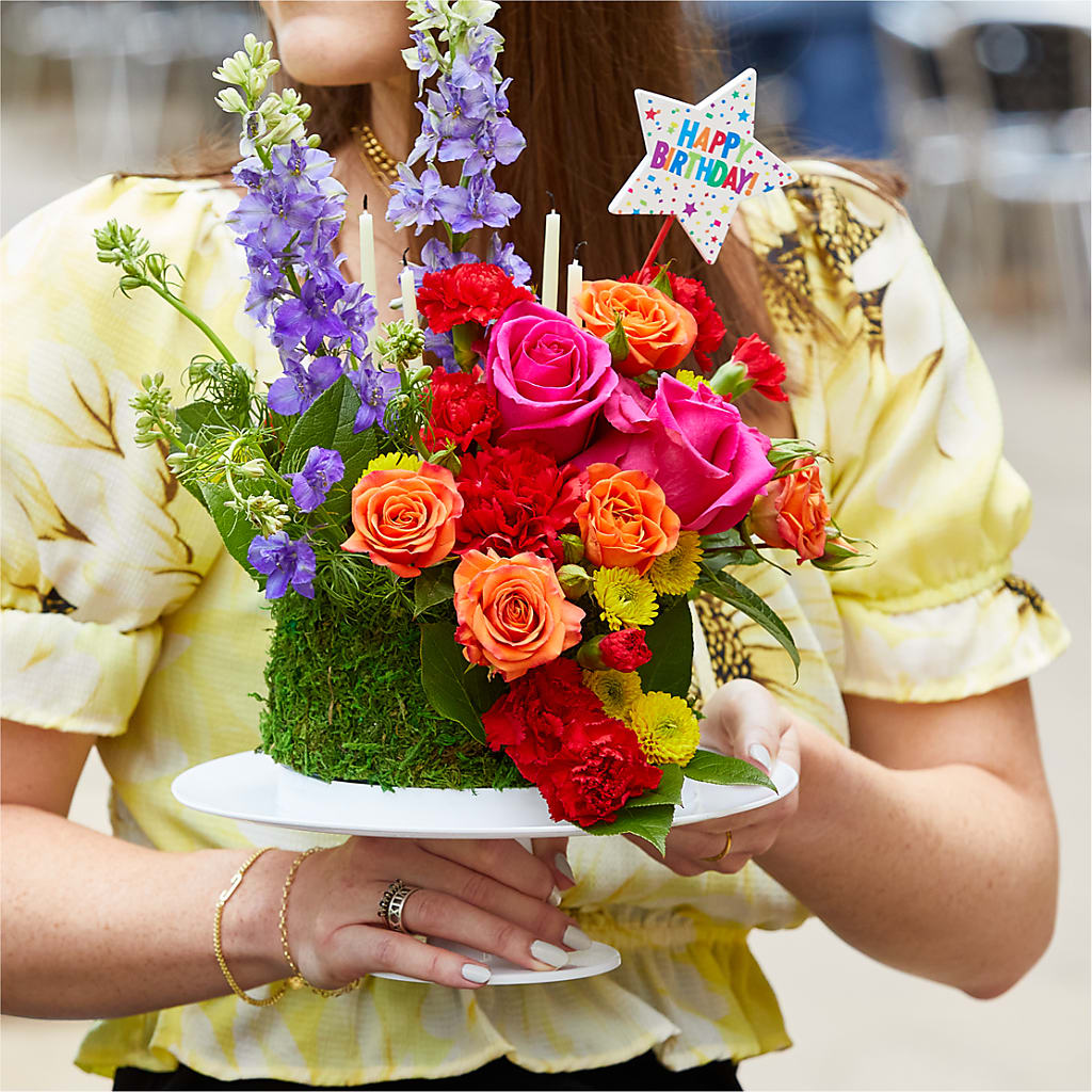 Best Year Yet Floral Cake – CARLOS BLOOMS & EVENTS, Garnerville NY